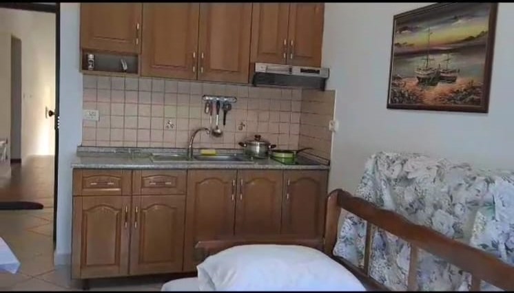 Affittasi Monolocale 40 m² a Shkembi Kavajes 350 euro al mese