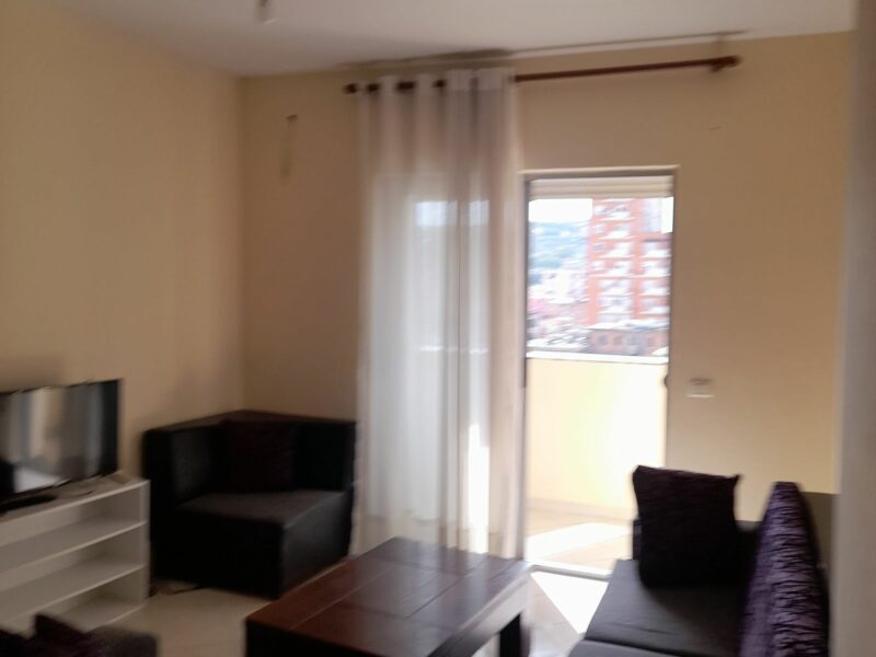 Jepet me qera Apartament ne Durres