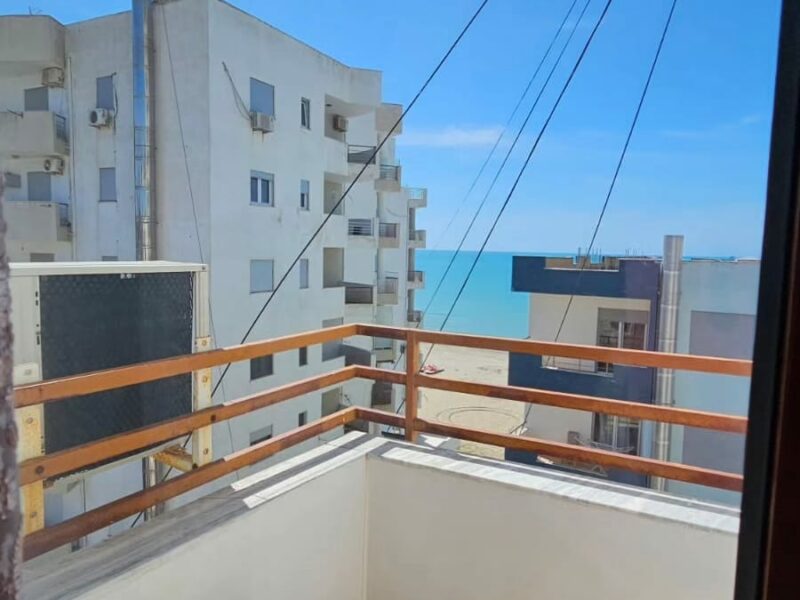 Shitet Apartament te Shkembi Kavajes - Plazhi i Golemit ne Durres