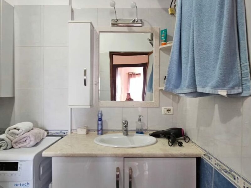 Shitet Apartament te Shkembi Kavajes - Plazhi i Golemit ne Durres